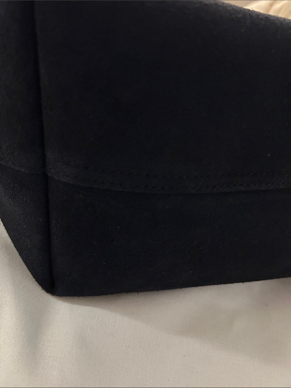NWT Madewell The Essential Bucket Tote in Suede - juniper berry - Picture 8 of 8